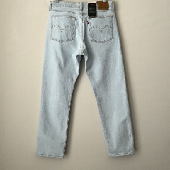 Levi’s Premium Jeans Size 30 Light Blue Wedgie Straight High Rise - Picture 2 of 12